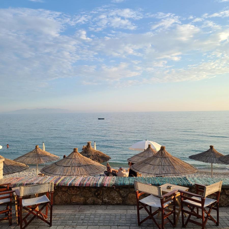 Sunset Boulevard Hotel Кєпаро Екстер'єр фото