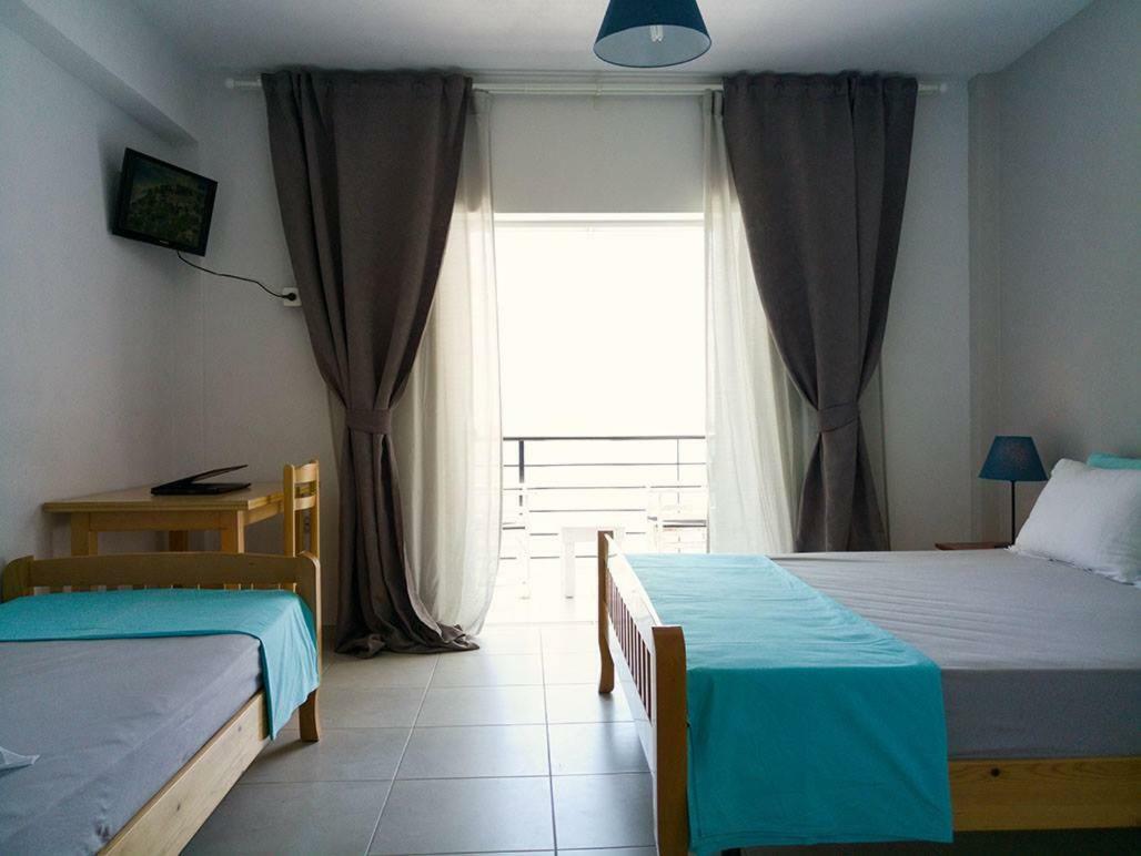 Sunset Boulevard Hotel Кєпаро Екстер'єр фото